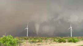 Cyclic supercell produces several strong Texas tornadoes