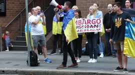 Ukrainians in Sydney protest outside the Hungarian Consulate to demand the oil embargo against Russia, as Hungary has not been supporting it