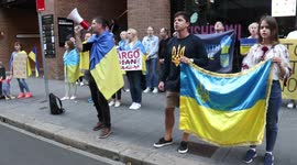 Ukrainians in Sydney protest outside the Hungarian Consulate to demand the oil embargo against Russia, as Hungary has not been supporting it