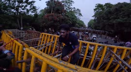 Sri Lankans continue protest demanding president resign amid police clashes