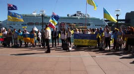 Protesters chant, “Ukraine will prevail!” at 'Song for Ukraine' rally
