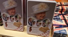 Famous department store Selfridges gets ready for Queen's Platinum Jubilee