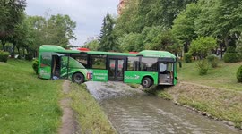 Bus balancing above river after accident in Tirana to serve as 'warning' to motorists