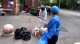 Fish killed in brutal way as Shanghai lockdown rules prevent live goods from being delivered