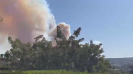 US: Brush Fire Erupts In Laguna Beach, California Sending Thick Smoke Into Sky 3