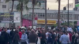 Shireen Abu Akleh’s body carried through Palestine streets