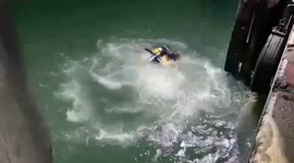 Helpful scuba divers recover tourist's iPhone 13 from sea