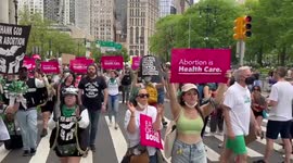 US: ‘Bans Off Our Bodies’ Pro-Choice Rallies Across Country 6