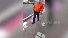 Dramatic moment police shoot at fleeing alleged drug dealers