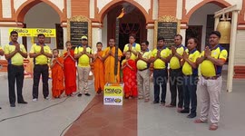 Special prayers were also organized at the Sri Lankan spiritual centre of Mahabodhi Society of India for peace
