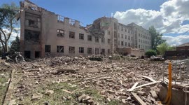 City in Donetsk Oblast almost raised to the ground by Russian shelling
