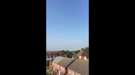 Low flying plane going into Heathrow