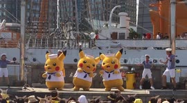 Pikachu dancing in JAPAN !!