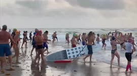 Saharan dust paints sky white over swimming competition in South Florida
