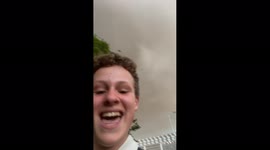 15-year-old runs for the hills to escape threatening sandstorm