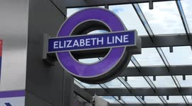 Paddington Station Crossrail running efficiently on opening day