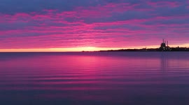 Stunning sunrise seen over Lake Superior in Wisconsin