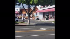 6 people trapped after commercial building collapses in Temple City, California