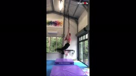 'Australian aerialist performs mesmerizing acrobatics on a lyra 
'