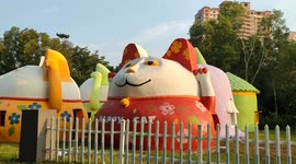 Extraordinary architecture - Cat theme building