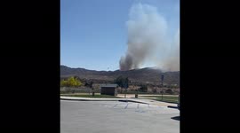 US: Elk Fire Rapidly Spreads In Yucca Valley, California Prompting Evacuation Warning 2