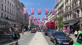 Queen's Platinum Jubilee preparations, Regent Street, London, UK