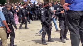 Jerusalem Day tensions: Palestinians argue with Israeli security forces at Damascus Gate