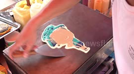 Chef makes cartoon pancake of Queen Elizabeth to mark Platinum Jubilee