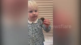 UK mum shocked after toddler returns from playing in the garden holding a LIVE MOUSE