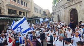 Thousands attend Israeli flag march through Jerusalem