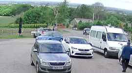 Driverless camper van rolls onto busy road at Belvoir Castle carpark - Roofcam 6x speed