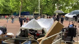 Crowds outside Buckingham Palace one day before Platinum Jubilee celebrations
