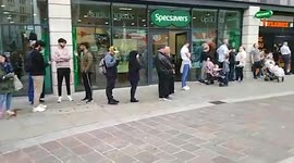 Dunkin donut shop attracts huge queues for new Bradford opening