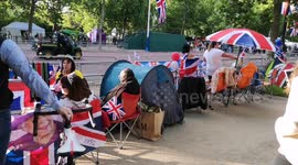 Fans flock to The Mall in London, camp for Platinum Jubilee