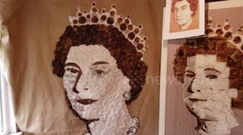 UK artist creates stunning portrait of The Queen made out of a thousand TEABAGS