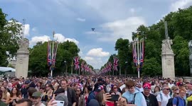 Thousands of people descend on The Mall and Buckingham Palace for The Queen’s Platinum Jubilee