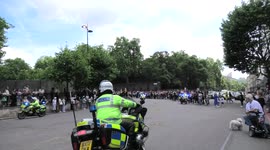 Platinum Jubilee Horses enter Hyde Park Corner