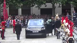 Prince Harry and Meghan Markle arrive at St Paul’s for Jubilee Thanksgiving service