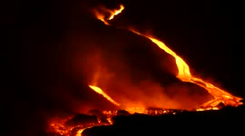 Recent Etna eruption leaves rivers of molten lava streaming down mountainside