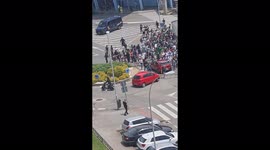 Enfrentamiento entre miembros de seguridad del estado y ultraderechistas en partido de fútbol en vigo