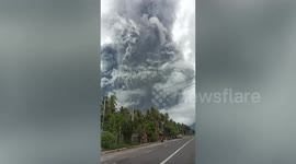 Philippines volcano eruption causes towering smoke plume over homes
