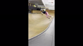 'Passionate roller-skater attempts the 'cartwheel without hands' maneuver'