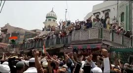 Thousands of Muslims protest after Friday prayers in Saharanpur, India as row over religious slurs explodes