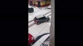 Mexico: Intense Hailstorm Pummels CDMX, Streets Blanketed In White