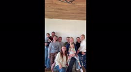 US couple pretends to take family photo to break news of pregnancy