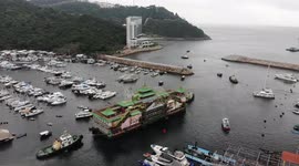 Hong Kong bids farewell to landmark floating restaurant