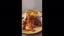 Crumpet lasagne? TikTok chef has bizarre takes on classic meals