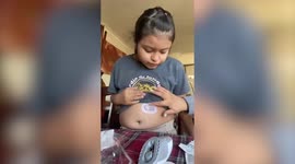 Adorable moment US girl with type 1 diabetes reacts to Disney character wearing insulin patch