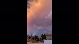 US: Mesmerizing Time-Lapse Of Passing Storm With Mammatus Clouds Over Northern Colorado