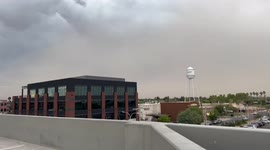 US: Monsoon Brings Dust Storm To Phoenix Area 3